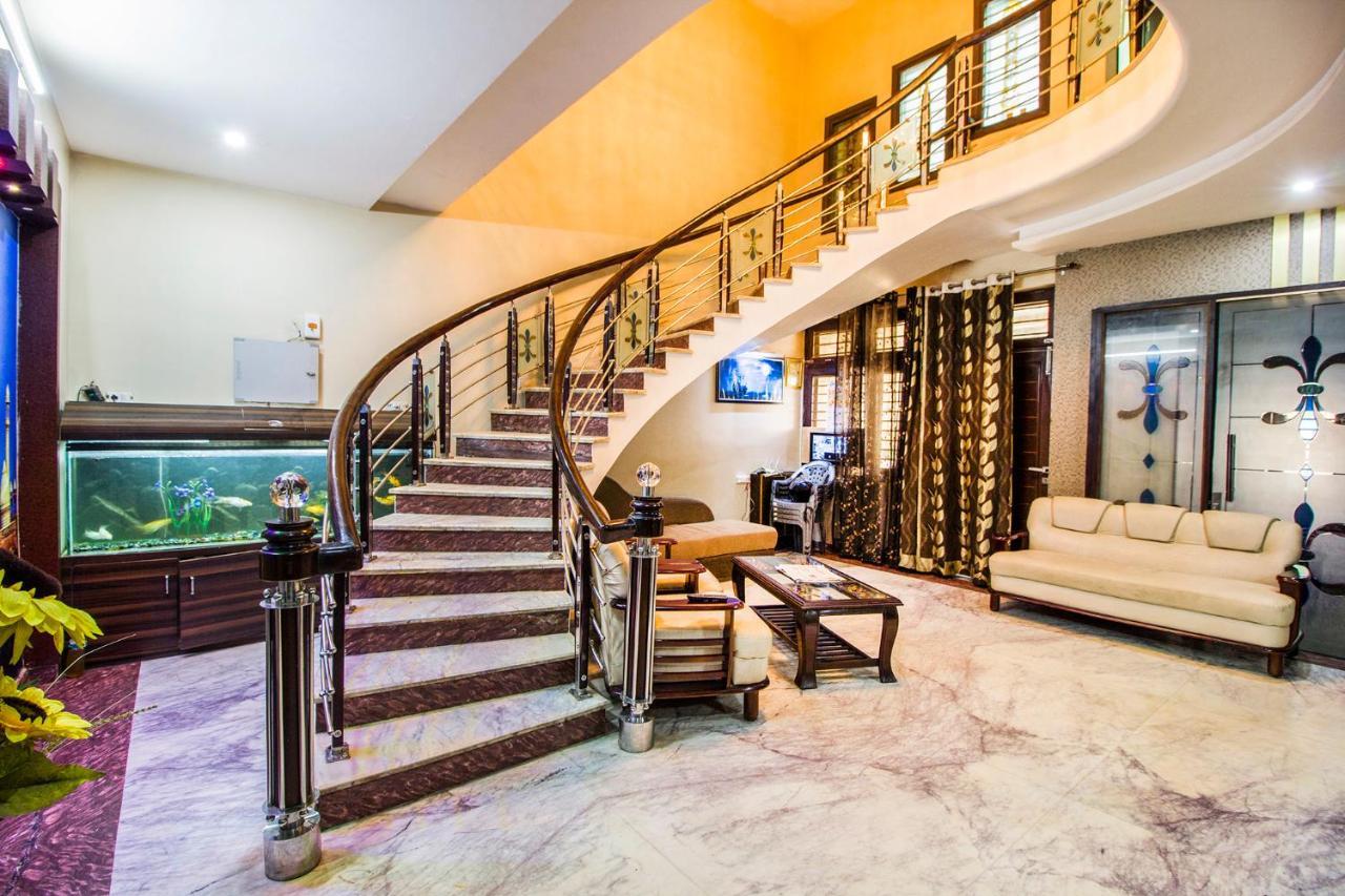 Fabhotel Plus Maniram Palace 아그라 외부 사진