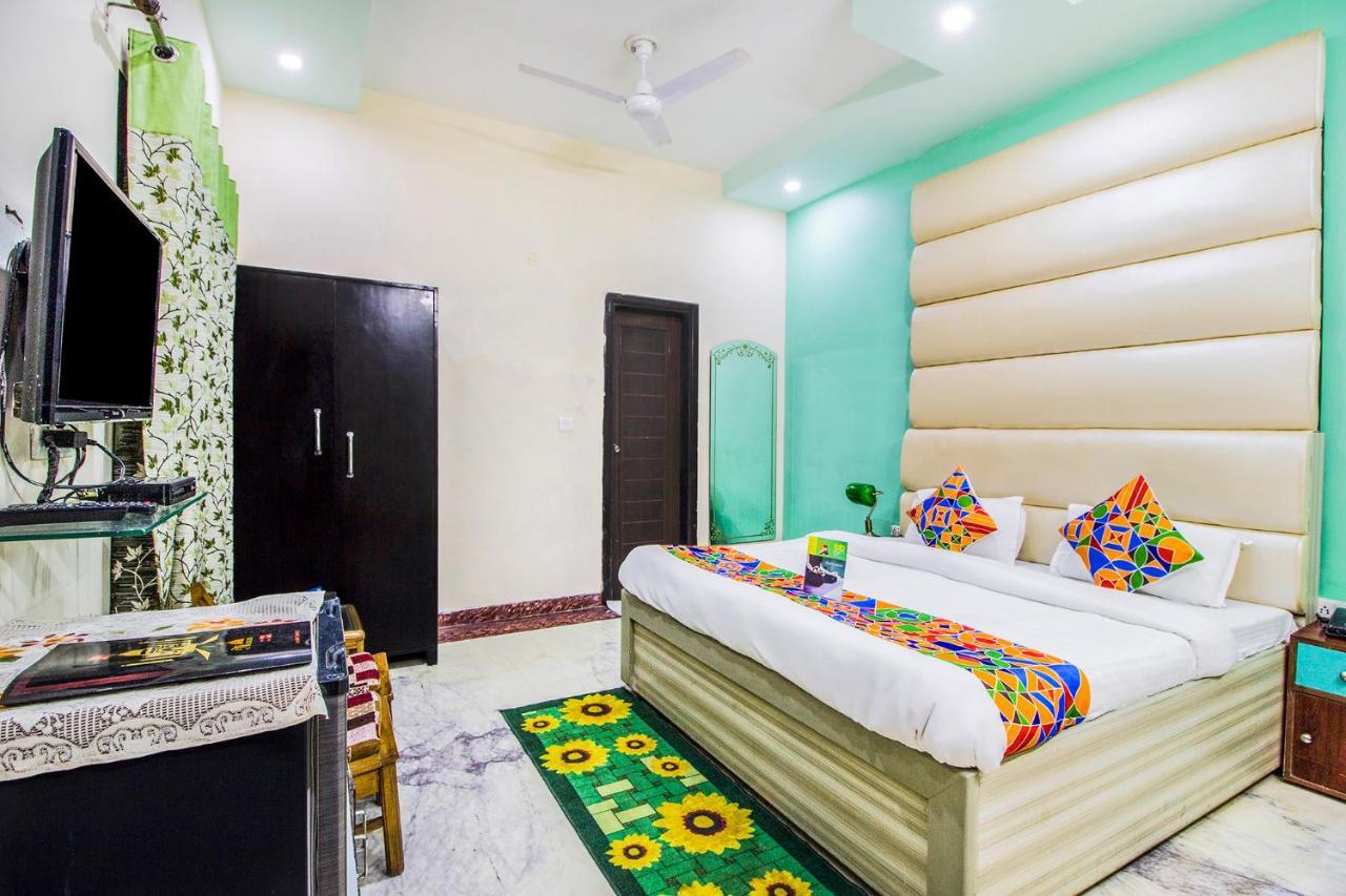 Fabhotel Plus Maniram Palace 아그라 외부 사진