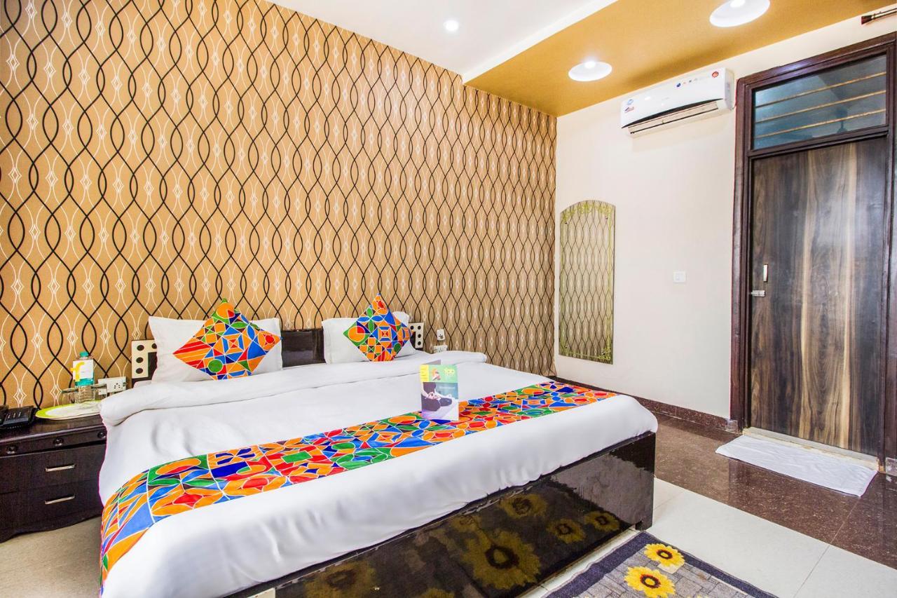 Fabhotel Plus Maniram Palace 아그라 외부 사진