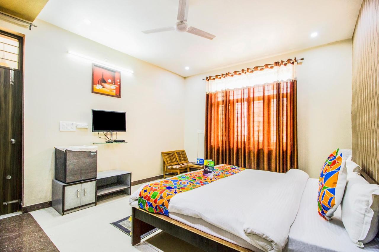 Fabhotel Plus Maniram Palace 아그라 외부 사진